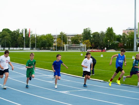 Lekkoatletyczne czwartki na MOSiRZE (zdjęcia)