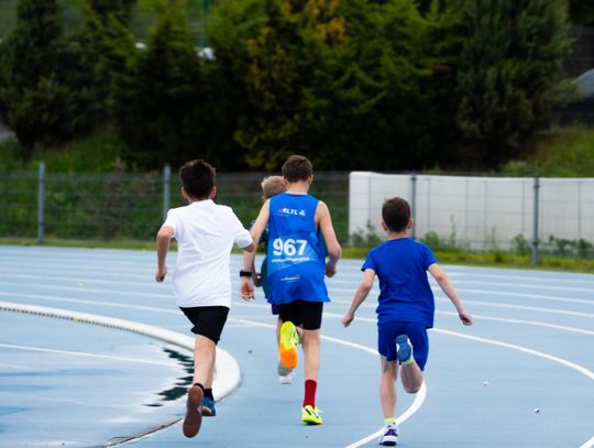 Lekkoatletyczne czwartki na MOSiRZE (zdjęcia)