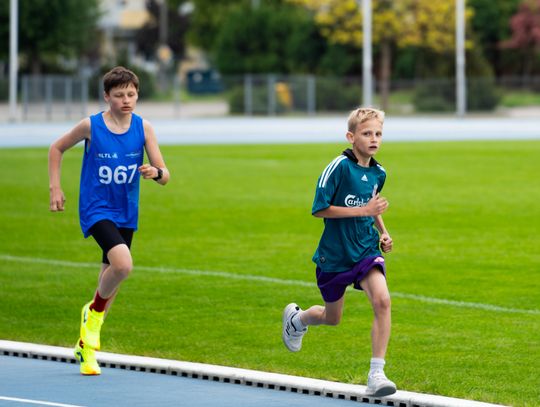 Lekkoatletyczne czwartki na MOSiRZE (zdjęcia)