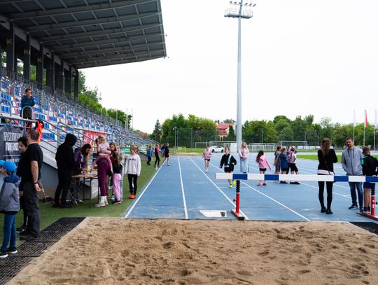 Lekkoatletyczne czwartki na MOSiRZE (zdjęcia)