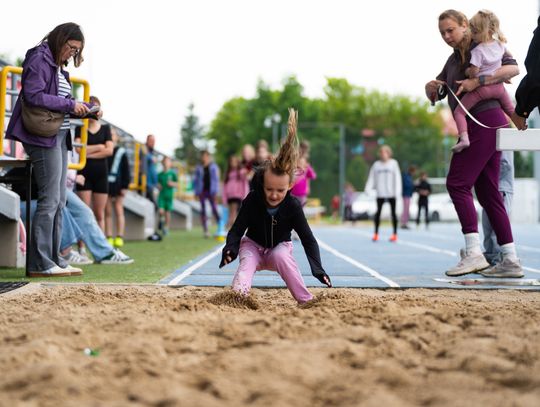 Lekkoatletyczne czwartki na MOSiRZE (zdjęcia)