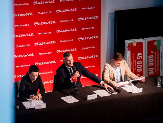 Popisanie umów w ramach programu Mazowsze dla Sołectw (zdjęcia)