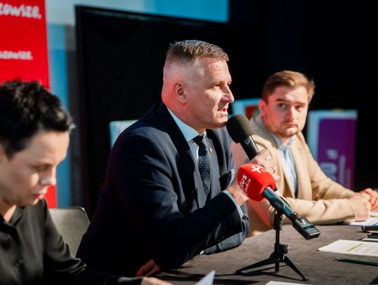 Popisanie umów w ramach programu Mazowsze dla Sołectw (zdjęcia)