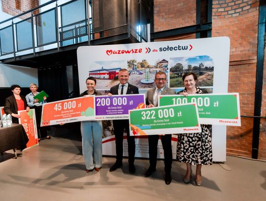 Popisanie umów w ramach programu Mazowsze dla Sołectw (zdjęcia)