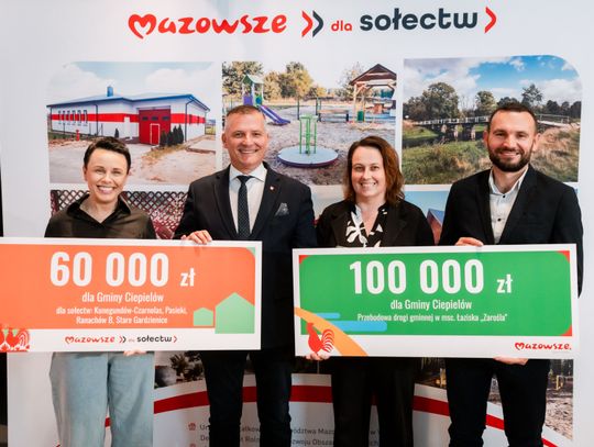 Popisanie umów w ramach programu Mazowsze dla Sołectw (zdjęcia)