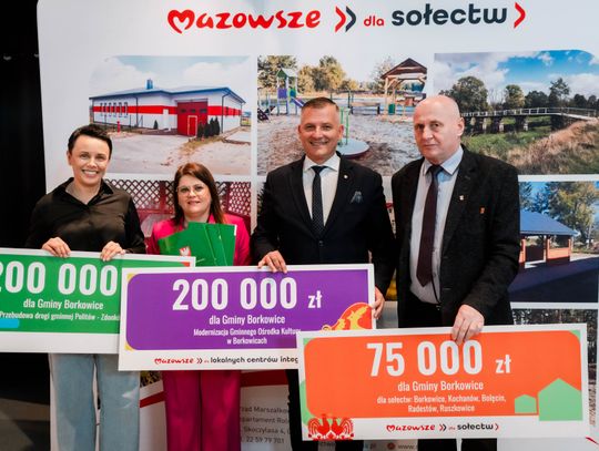 Popisanie umów w ramach programu Mazowsze dla Sołectw (zdjęcia)