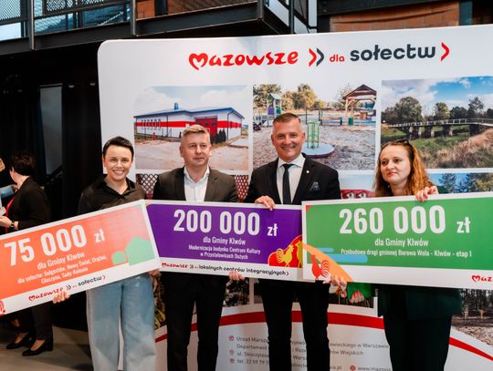 Popisanie umów w ramach programu Mazowsze dla Sołectw (zdjęcia)