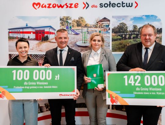 Popisanie umów w ramach programu Mazowsze dla Sołectw (zdjęcia)