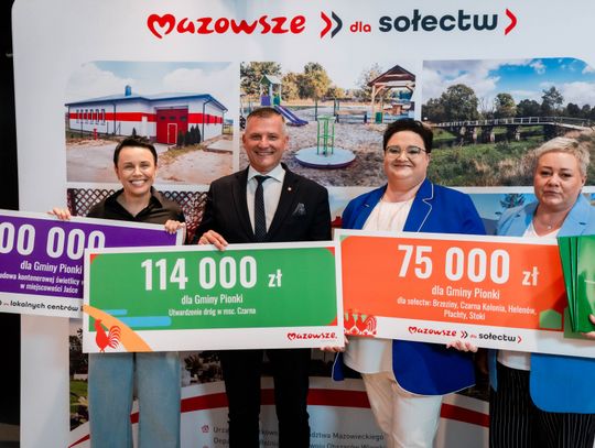 Popisanie umów w ramach programu Mazowsze dla Sołectw (zdjęcia)