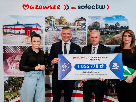 Popisanie umów w ramach programu Mazowsze dla Sołectw (zdjęcia)