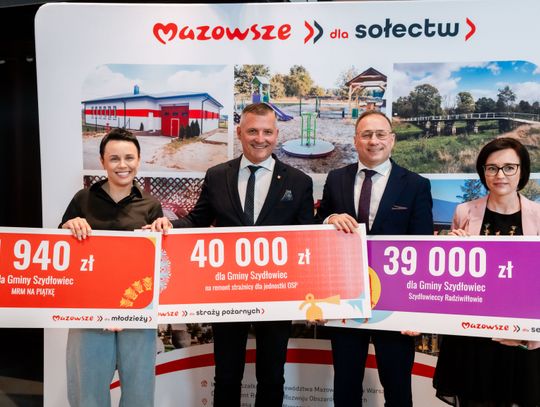 Popisanie umów w ramach programu Mazowsze dla Sołectw (zdjęcia)