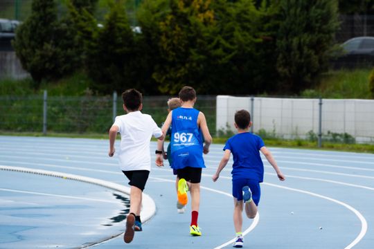 Lekkoatletyczne czwartki na MOSiRZE (zdjęcia)