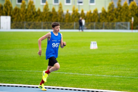 Lekkoatletyczne czwartki na MOSiRZE (zdjęcia)