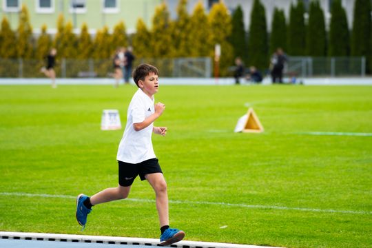 Lekkoatletyczne czwartki na MOSiRZE (zdjęcia)