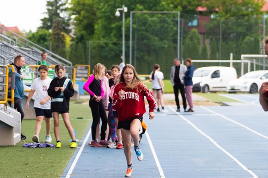 Lekkoatletyczne czwartki na MOSiRZE (zdjęcia)