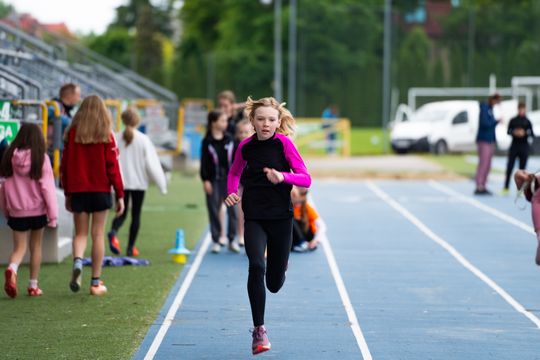 Lekkoatletyczne czwartki na MOSiRZE (zdjęcia)