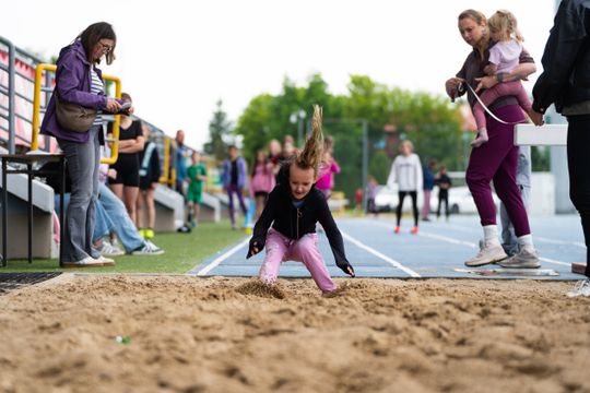 Lekkoatletyczne czwartki na MOSiRZE (zdjęcia)
