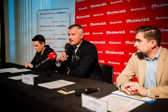 Popisanie umów w ramach programu Mazowsze dla Sołectw (zdjęcia)
