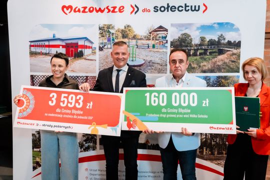 Popisanie umów w ramach programu Mazowsze dla Sołectw (zdjęcia)