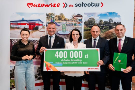 Popisanie umów w ramach programu Mazowsze dla Sołectw (zdjęcia)
