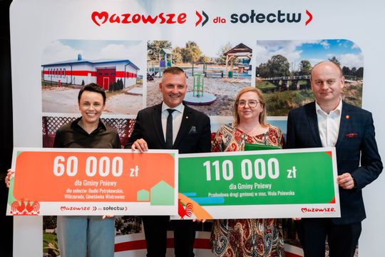 Popisanie umów w ramach programu Mazowsze dla Sołectw (zdjęcia)