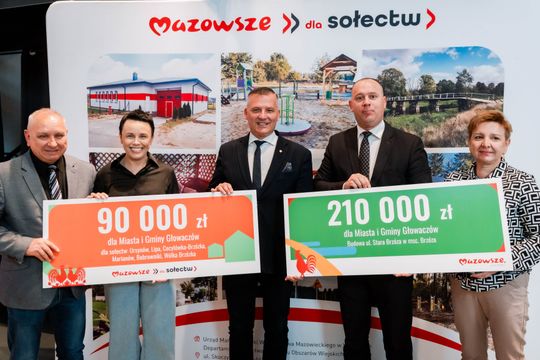 Popisanie umów w ramach programu Mazowsze dla Sołectw (zdjęcia)