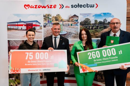 Popisanie umów w ramach programu Mazowsze dla Sołectw (zdjęcia)