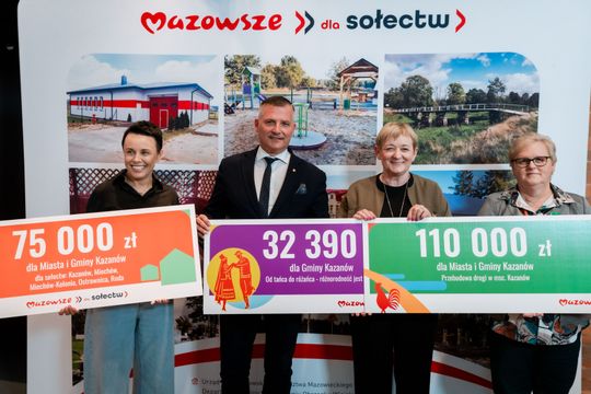 Popisanie umów w ramach programu Mazowsze dla Sołectw (zdjęcia)