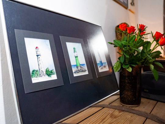 Wernisaż wystawy Michała Budzisza pt. " Trzy po trzy..." w Galerii pod Aniołem (zdjęcia)