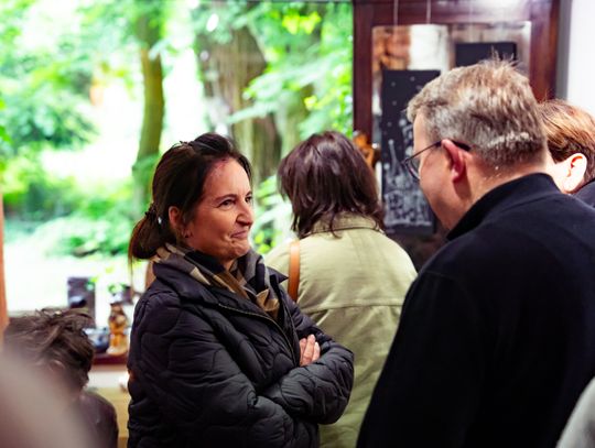 Wernisaż wystawy Michała Budzisza pt. " Trzy po trzy..." w Galerii pod Aniołem (zdjęcia)