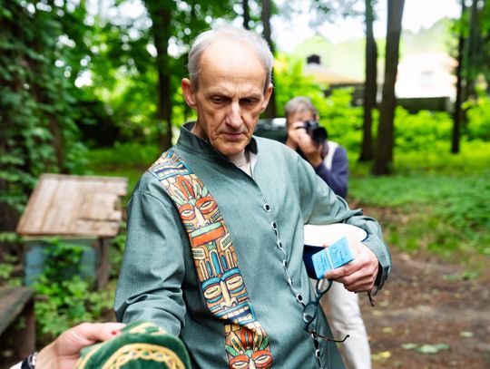 Wernisaż wystawy Michała Budzisza pt. " Trzy po trzy..." w Galerii pod Aniołem (zdjęcia)