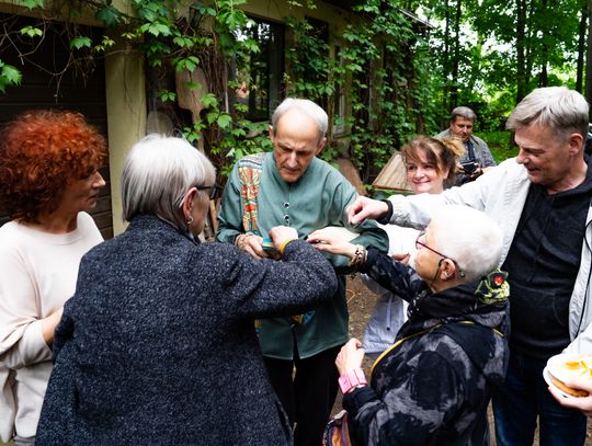 Wernisaż wystawy Michała Budzisza pt. " Trzy po trzy..." w Galerii pod Aniołem (zdjęcia)