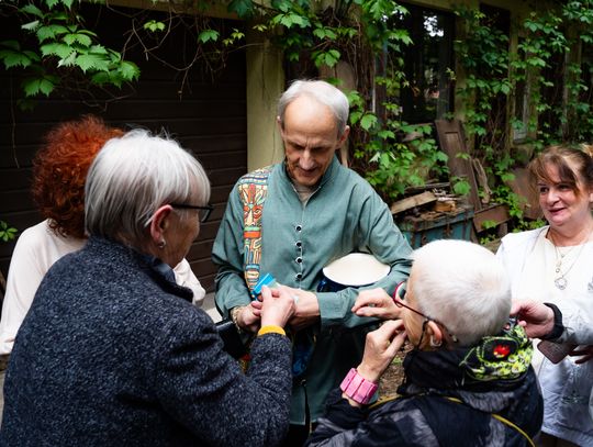 Wernisaż wystawy Michała Budzisza pt. " Trzy po trzy..." w Galerii pod Aniołem (zdjęcia)
