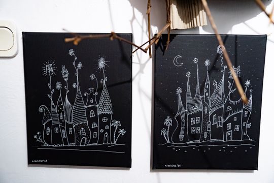 Wernisaż wystawy Michała Budzisza pt. " Trzy po trzy..." w Galerii pod Aniołem (zdjęcia)