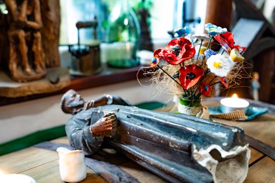 Wernisaż wystawy Michała Budzisza pt. " Trzy po trzy..." w Galerii pod Aniołem (zdjęcia)