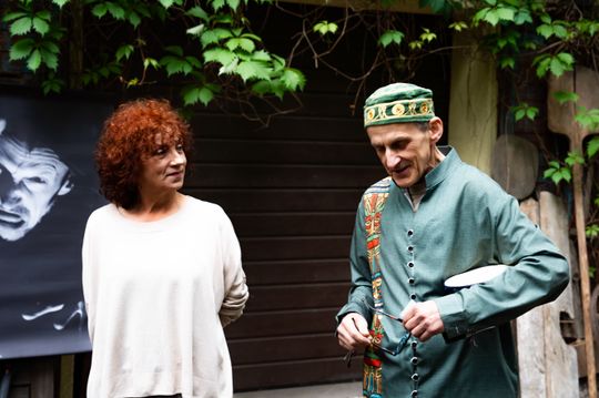 Wernisaż wystawy Michała Budzisza pt. " Trzy po trzy..." w Galerii pod Aniołem (zdjęcia)