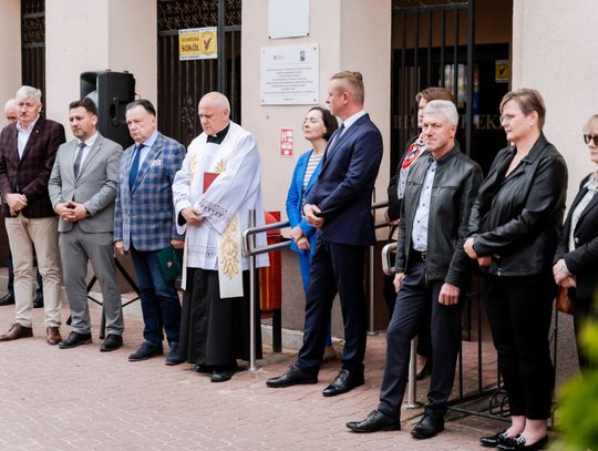 "Autobusy dla mazowieckich szkół"  - Nowe Miasto Nad Pilicą (zdjęcia)