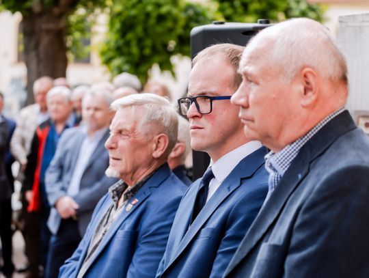 "Autobusy dla mazowieckich szkół"  - Nowe Miasto Nad Pilicą (zdjęcia)