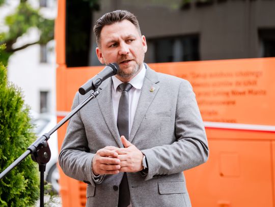 "Autobusy dla mazowieckich szkół"  - Nowe Miasto Nad Pilicą (zdjęcia)