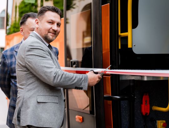 "Autobusy dla mazowieckich szkół"  - Nowe Miasto Nad Pilicą (zdjęcia)