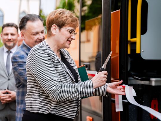 "Autobusy dla mazowieckich szkół"  - Nowe Miasto Nad Pilicą (zdjęcia)