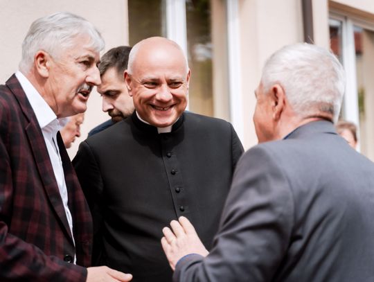 "Autobusy dla mazowieckich szkół"  - Nowe Miasto Nad Pilicą (zdjęcia)