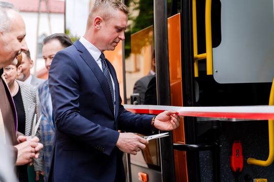 "Autobusy dla mazowieckich szkół"  - Nowe Miasto Nad Pilicą (zdjęcia)