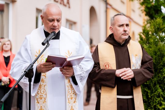 "Autobusy dla mazowieckich szkół" - Nowe Miasto Nad Pilicą (zdjęcia) "Autobusy dla mazowieckich szkół" - Nowe Miasto Nad Pilicą (zdjęcia)