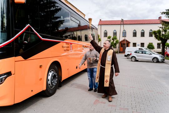 "Autobusy dla mazowieckich szkół" - Nowe Miasto Nad Pilicą (zdjęcia) "Autobusy dla mazowieckich szkół" - Nowe Miasto Nad Pilicą (zdjęcia)