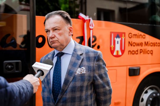 "Autobusy dla mazowieckich szkół"  - Nowe Miasto Nad Pilicą (zdjęcia)