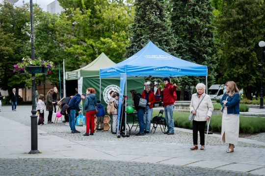 Piknik z okazji Dnia Ochrony Środowiska (zdjęcia) Piknik z okazji Dnia Ochrony Środowiska (zdjęcia)