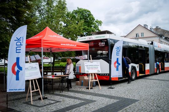Piknik z okazji Dnia Ochrony Środowiska (zdjęcia) Piknik z okazji Dnia Ochrony Środowiska (zdjęcia)