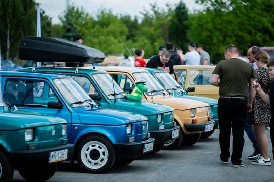 Maluchowisko - zlot miłośników Fiata 126p (zdjęcia) Maluchowisko - zlot miłośników Fiata 126p (zdjęcia)