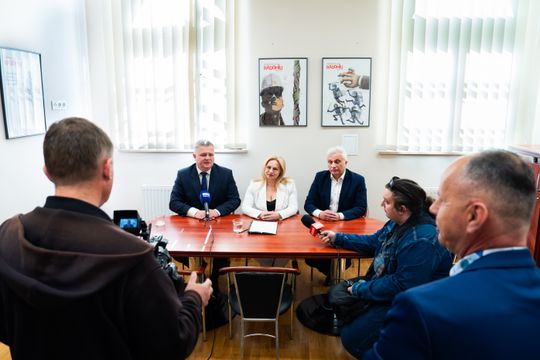 Konferencja prasowa PSL (zdjęcia)